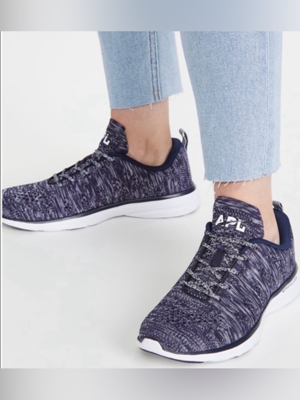 💛 APL Lululemon Navy And White Techloom Pro Tennis Shoes Sneakers